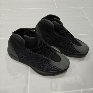 Adidas Yeezy quantum Onyx 8